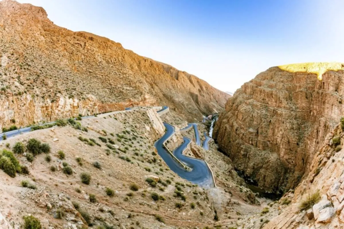 Panoramablick über das Dadès-Tal